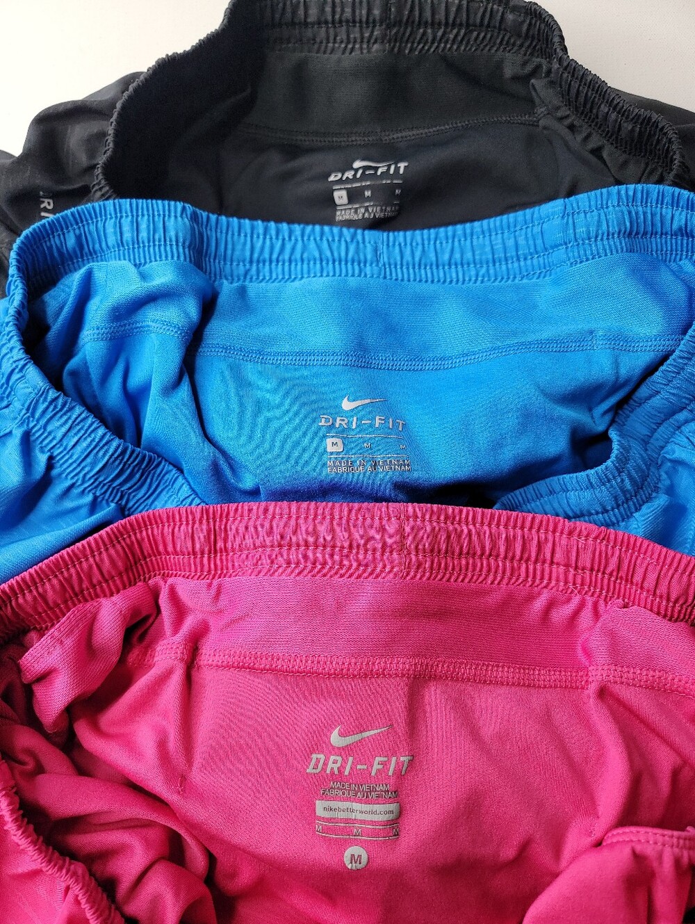 Nike Bundle Dri-Fit Shorts with Liners and Zippered Pockets Size Medium - Picture 3 of 9